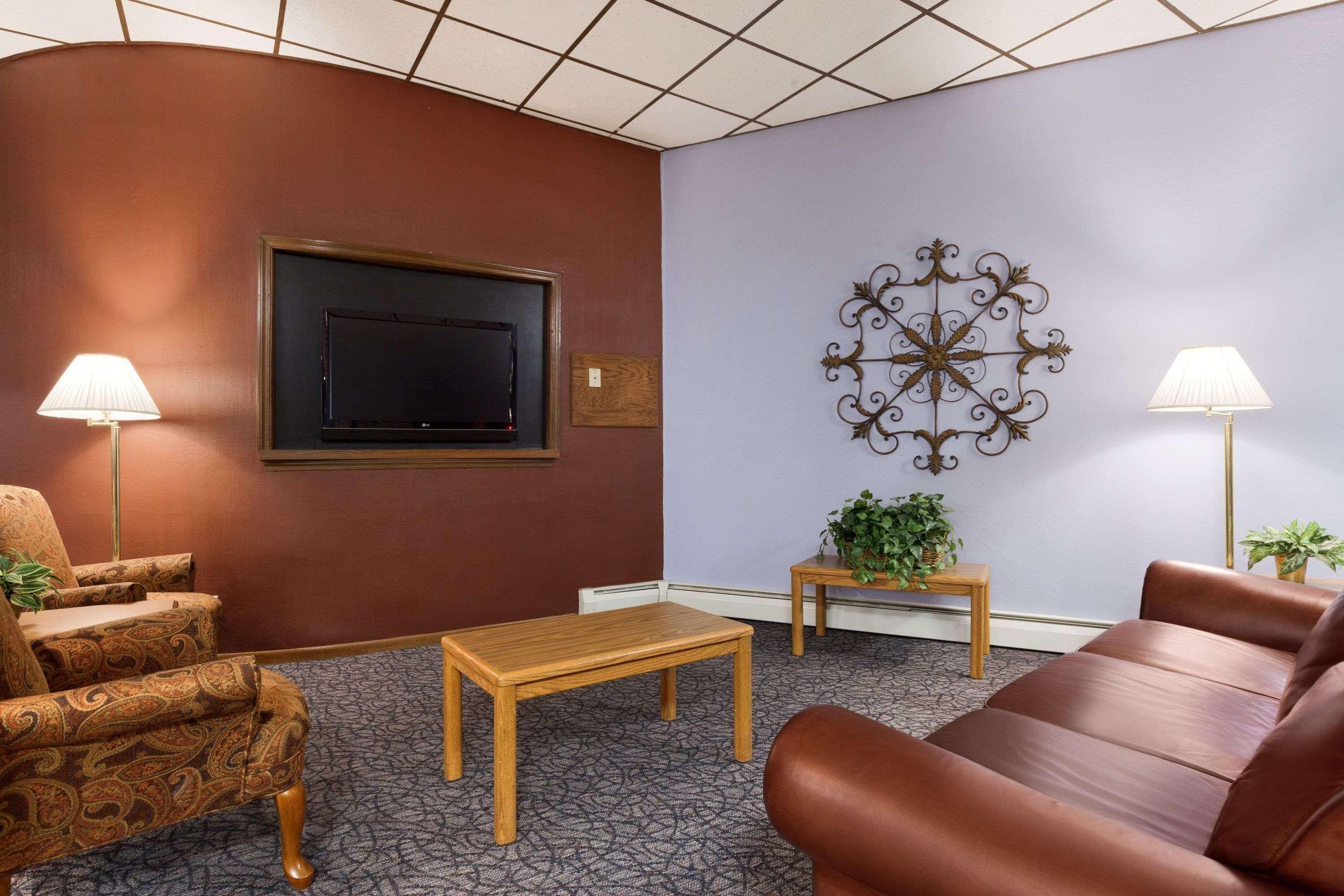 סיינט קלאוד Travelodge By Wyndham Motel Of St Cloud מראה חיצוני תמונה